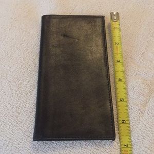 Perlina New York billfold wallet